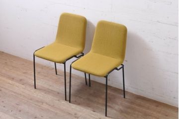 中古　極美品　リーン・ロゼ(ligne roset)　ロゼタダオ(ROSETTADAO)　クラシックなデザインと丸みのあるフォルムが優しい印象のダイニングチェア2脚セット(リーンロゼ、椅子、イス、バラ売り可能)(定価2脚で約21万円)(R-068133)