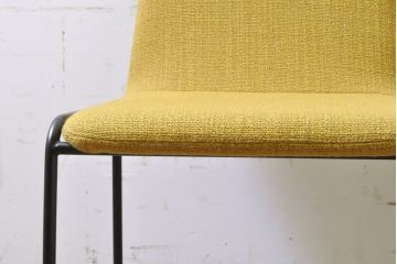 中古　極美品　リーン・ロゼ(ligne roset)　ロゼタダオ(ROSETTADAO)　クラシックなデザインと丸みのあるフォルムが優しい印象のダイニングチェア2脚セット(リーンロゼ、椅子、イス、バラ売り可能)(定価2脚で約21万円)(R-068133)