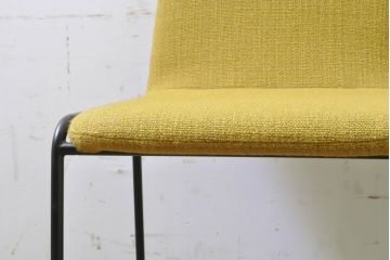 中古　極美品　リーン・ロゼ(ligne roset)　ロゼタダオ(ROSETTADAO)　クラシックなデザインと丸みのあるフォルムが優しい印象のダイニングチェア2脚セット(リーンロゼ、椅子、イス)(定価2脚で約21万円)(R-068134)
