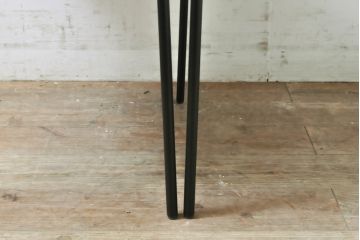 中古　極美品　リーン・ロゼ(ligne roset)　ロゼタダオ(ROSETTADAO)　クラシックなデザインと丸みのあるフォルムが優しい印象のダイニングチェア2脚セット(リーンロゼ、椅子、イス)(定価2脚で約21万円)(R-068134)