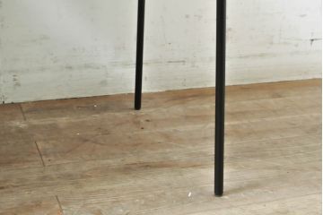 中古　極美品　リーン・ロゼ(ligne roset)　ロゼタダオ(ROSETTADAO)　クラシックなデザインと丸みのあるフォルムが優しい印象のダイニングチェア2脚セット(リーンロゼ、椅子、イス)(定価2脚で約21万円)(R-068134)