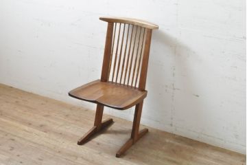 和製ビンテージ　ジョージナカシマ　希少!!　契りあり　小田急ハルク購入　桜製作所　コノイドチェア(CONOID CHAIR)　CN101　スタイリッシュな佇まいのサイドチェア(ジョージ・ナカシマ、板座チェア、ダイニングチェア、椅子、イス、アレー型、鼓、千切り止め)(R-068140)