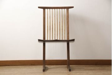 中古　ジョージナカシマ　桜製作所　コノイドチェア(CONOID CHAIR)　CN101　スタイリッシュな佇まいのサイドチェア(ジョージ・ナカシマ、板座チェア、ダイニングチェア、椅子、イス)(R-068142)