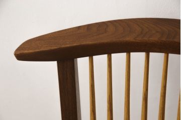 中古　ジョージナカシマ　桜製作所　コノイドチェア(CONOID CHAIR)　CN101　スタイリッシュな佇まいのサイドチェア(ジョージ・ナカシマ、板座チェア、ダイニングチェア、椅子、イス)(R-068142)