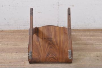 中古　ジョージナカシマ　桜製作所　コノイドチェア(CONOID CHAIR)　CN101　スタイリッシュな佇まいのサイドチェア(ジョージ・ナカシマ、板座チェア、ダイニングチェア、椅子、イス)(R-068143)