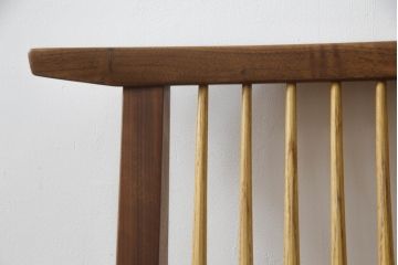 中古　ジョージナカシマ　桜製作所　コノイドチェア(CONOID CHAIR)　CN101　スタイリッシュな佇まいのサイドチェア(ジョージ・ナカシマ、板座チェア、ダイニングチェア、椅子、イス)(R-068144)