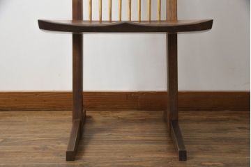 中古　ジョージナカシマ　桜製作所　コノイドチェア(CONOID CHAIR)　CN101　スタイリッシュな佇まいのサイドチェア(ジョージ・ナカシマ、板座チェア、ダイニングチェア、椅子、イス)(R-068144)