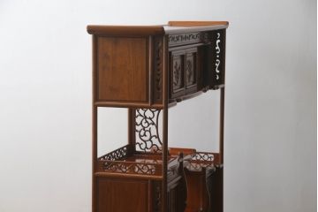 中古　美品　花梨(カリン)材　上質なこだわりの空間づくりにおすすめの飾り棚(茶棚、唐木、戸棚、収納棚、違い棚)(R-068145)