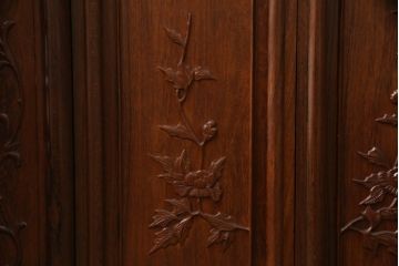 中古　美品　花梨(カリン)材　上質なこだわりの空間づくりにおすすめの飾り棚(茶棚、唐木、戸棚、収納棚、違い棚)(R-068145)