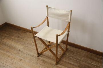デンマークヴィンテージ　廃版品　Mogens Koch(モーエンス コッホ)　RUD RASMUSSEN(ルドラスムッセン)　 しなやかでスタイリッシュな佇まいが魅力のフォールディングチェア(折りたたみ式チェア、折り畳み、アームチェア、椅子、イス、ビンテージ)(検索ワード:カール・ハンセン&サン)(R-068148)