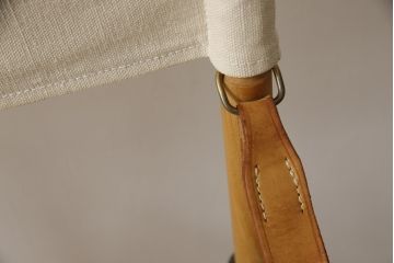 デンマークヴィンテージ　廃版品　Mogens Koch(モーエンス コッホ)　RUD RASMUSSEN(ルドラスムッセン)　 しなやかでスタイリッシュな佇まいが魅力のフォールディングチェア(折りたたみ式チェア、折り畳み、アームチェア、椅子、イス、ビンテージ)(検索ワード:カール・ハンセン&サン)(R-068148)
