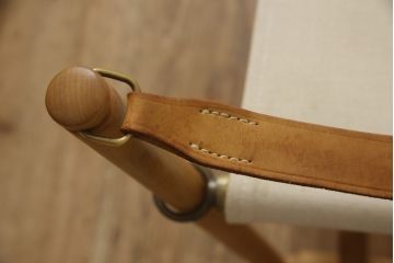 デンマークヴィンテージ　廃版品　Mogens Koch(モーエンス コッホ)　RUD RASMUSSEN(ルドラスムッセン)　 しなやかでスタイリッシュな佇まいが魅力のフォールディングチェア(折りたたみ式チェア、折り畳み、アームチェア、椅子、イス、ビンテージ)(検索ワード:カール・ハンセン&サン)(R-068148)