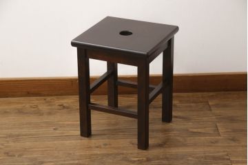 中古　美品!!　北海道民芸家具　落ち着きのある空間づくりにおすすめのスツール(花台、板座、飾り台)(R-068151)