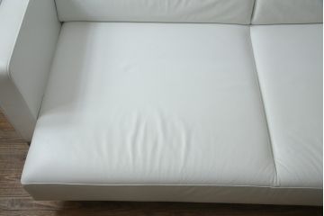 中古　美品　リーン・ロゼ(ligne roset)　Urbani　本革(レザー)　高級感漂う佇まいが魅力の大きな3人掛けソファ(リーンロゼ、三人掛け、3P、トリプルソファ、アームソファ)(R-068153)