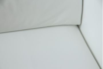 中古　美品　リーン・ロゼ(ligne roset)　Urbani　本革(レザー)　高級感漂う佇まいが魅力の大きな3人掛けソファ(リーンロゼ、三人掛け、3P、トリプルソファ、アームソファ)(R-068153)