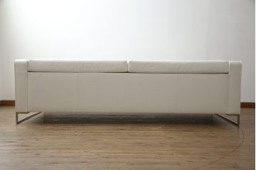 中古　美品　リーン・ロゼ(ligne roset)　Urbani　本革(レザー)　高級感漂う佇まいが魅力の大きな3人掛けソファ(リーンロゼ、三人掛け、3P、トリプルソファ、アームソファ)(R-068153)