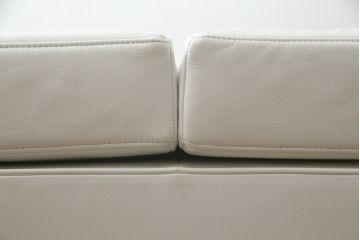 中古　美品　リーン・ロゼ(ligne roset)　Urbani　本革(レザー)　高級感漂う佇まいが魅力の大きな3人掛けソファ(リーンロゼ、三人掛け、3P、トリプルソファ、アームソファ)(R-068153)