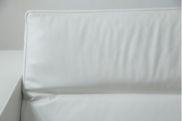 中古　美品　リーン・ロゼ(ligne roset)　Urbani　本革(レザー)　高級感漂う佇まいが魅力の3人掛けソファ(リーンロゼ、三人掛け、3P、トリプルソファ、アームソファ)(R-068154)