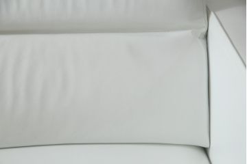 中古　美品　リーン・ロゼ(ligne roset)　Urbani　本革(レザー)　高級感漂う佇まいが魅力の3人掛けソファ(リーンロゼ、三人掛け、3P、トリプルソファ、アームソファ)(R-068154)