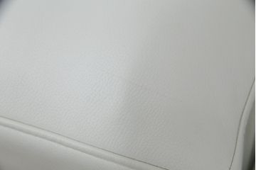 中古　美品　リーン・ロゼ(ligne roset)　Urbani　本革(レザー)　高級感漂う佇まいが魅力の3人掛けソファ(リーンロゼ、三人掛け、3P、トリプルソファ、アームソファ)(R-068154)