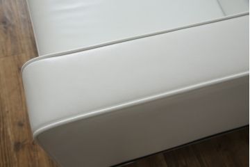 中古　美品　リーン・ロゼ(ligne roset)　Urbani　本革(レザー)　高級感漂う佇まいが魅力の3人掛けソファ(リーンロゼ、三人掛け、3P、トリプルソファ、アームソファ)(R-068154)
