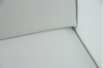 中古　美品　リーン・ロゼ(ligne roset)　Urbani　本革(レザー)　高級感漂う佇まいが魅力の3人掛けソファ(リーンロゼ、三人掛け、3P、トリプルソファ、アームソファ)(R-068154)