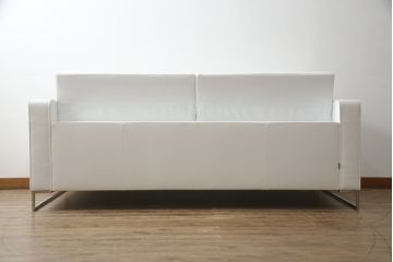中古　美品　リーン・ロゼ(ligne roset)　Urbani　本革(レザー)　高級感漂う佇まいが魅力の3人掛けソファ(リーンロゼ、三人掛け、3P、トリプルソファ、アームソファ)(R-068154)