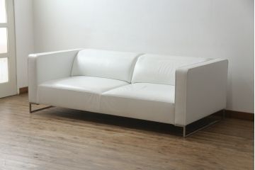 中古　美品　リーン・ロゼ(ligne roset)　Urbani　本革(レザー)　高級感漂う佇まいが魅力の3人掛けソファ(リーンロゼ、三人掛け、3P、トリプルソファ、アームソファ)(R-068154)