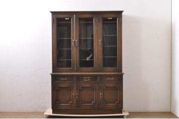 中古　美品　神戸洋家具　永田良介商店　クラシカルで品のある佇まいが美しいキャビネット(カップボード、食器棚、戸棚、収納棚、飾り棚)(R-068161)