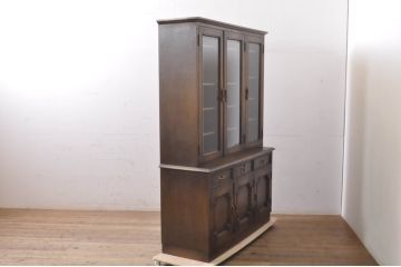 中古　美品　神戸洋家具　永田良介商店　クラシカルで品のある佇まいが美しいキャビネット(カップボード、食器棚、戸棚、収納棚、飾り棚)(R-068161)