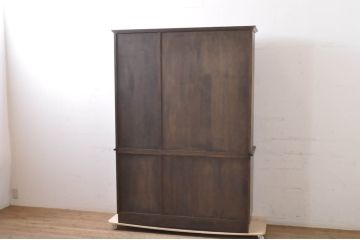 中古　美品　神戸洋家具　永田良介商店　クラシカルで品のある佇まいが美しいキャビネット(カップボード、食器棚、戸棚、収納棚、飾り棚)(R-068161)