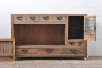 和製アンティーク　ヒノキ(檜)材　和の雰囲気を盛り上げる五尺水屋箪笥サイドボード(食器棚、戸棚、収納棚、サイドキャビネット、引き出し)(R-068176)