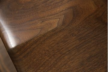 中古　ジョージナカシマ　桜製作所　コノイドチェア(CONOID CHAIR)　CN101　スタイリッシュな佇まいのサイドチェア(ジョージ・ナカシマ、板座チェア、ダイニングチェア、椅子、イス)(R-068179)