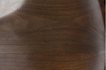 中古　ジョージナカシマ　桜製作所　コノイドチェア(CONOID CHAIR)　CN101　スタイリッシュな佇まいのサイドチェア(ジョージ・ナカシマ、板座チェア、ダイニングチェア、椅子、イス)(R-068180)