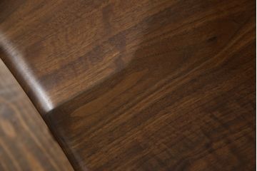 中古　ジョージナカシマ　桜製作所　コノイドチェア(CONOID CHAIR)　CN101　スタイリッシュな佇まいのサイドチェア(ジョージ・ナカシマ、板座チェア、ダイニングチェア、椅子、イス)(R-068181)