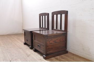 中古　民芸家具　ニレ材　引き出し付きで使い勝手抜群の回転囲炉裏チェア2脚セット(回転椅子、回転チェア、ダイニングチェア、板座チェア)(R-068184)