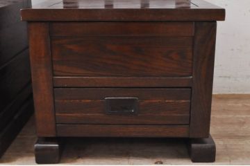 中古　民芸家具　ニレ材　引き出し付きで使い勝手抜群の回転囲炉裏チェア2脚セット(回転椅子、回転チェア、ダイニングチェア、板座チェア)(R-068184)