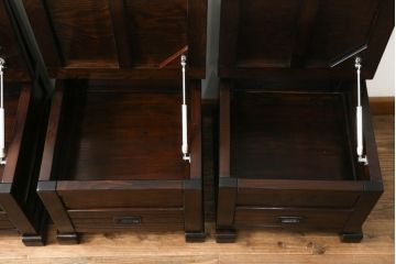 中古　民芸家具　ニレ材　引き出し付きで使い勝手抜群の回転囲炉裏チェア4脚セット(回転椅子、回転チェア、ダイニングチェア、板座チェア)(R-068185)