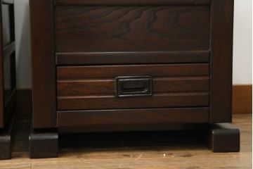 中古　民芸家具　ニレ材　引き出し付きで使い勝手抜群の回転囲炉裏チェア4脚セット(回転椅子、回転チェア、ダイニングチェア、板座チェア)(R-068185)