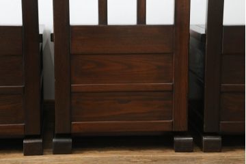 中古　民芸家具　ニレ材　引き出し付きで使い勝手抜群の回転囲炉裏チェア4脚セット(回転椅子、回転チェア、ダイニングチェア、板座チェア)(R-068185)