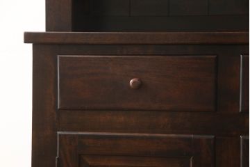 中古　美品　松本民芸家具　絶版モデル　洗練されたモダンな空間を演出するE型食器棚(カップボード、キャビネット、戸棚、収納棚、飾り棚)(R-068191)