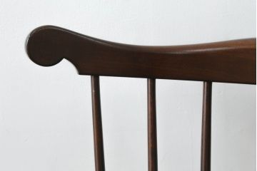 中古　美品　松本民芸家具　シックな色合いとクラシカルな佇まいが魅力のペンシルバニアウィンザーチェア(ウインザーチェア、アームチェア、板座チェア、ダイニングチェア、椅子、イス)(定価約20万円)(R-068196)