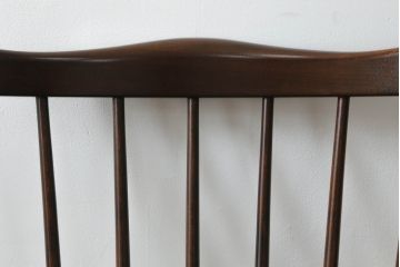 中古　美品　松本民芸家具　シックな色合いとクラシカルな佇まいが魅力のペンシルバニアウィンザーチェア(ウインザーチェア、アームチェア、板座チェア、ダイニングチェア、椅子、イス)(定価約20万円)(R-068196)