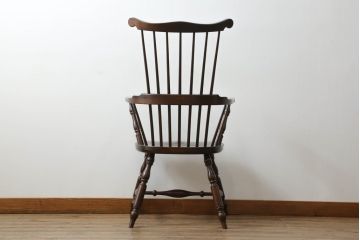 中古　美品　松本民芸家具　シックな色合いとクラシカルな佇まいが魅力のペンシルバニアウィンザーチェア(ウインザーチェア、アームチェア、板座チェア、ダイニングチェア、椅子、イス)(定価約20万円)(R-068196)