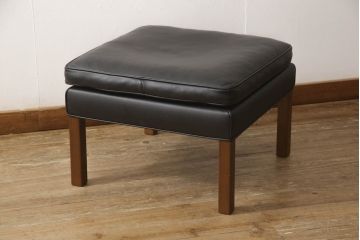 中古　美品　FREDERICIA(フレデリシア)　ボーエ・モーエンセン　シンプルなデザインが使いやすい2202オットマン(フットスツール、1Pソファ、1人掛けソファ、一人掛けソファ、椅子、イス、チェア)(定価約42万円)(R-068197)