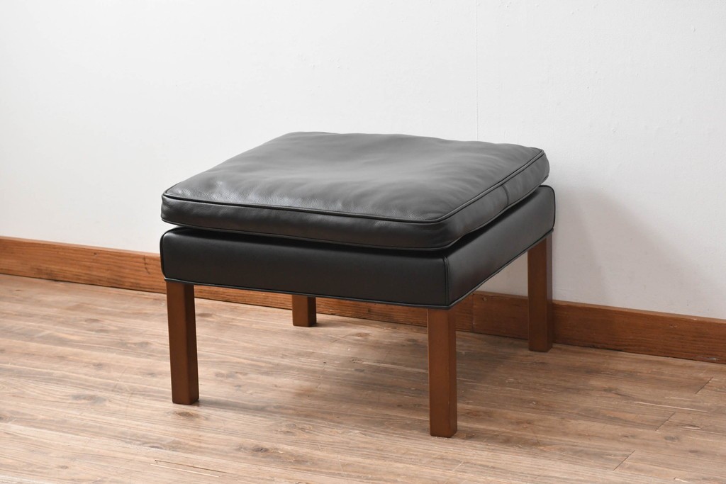 中古　美品　FREDERICIA(フレデリシア)　ボーエ・モーエンセン　シンプルなデザインが使いやすい2202オットマン　定価約42万円　(R-068197)