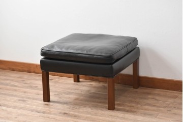 中古　美品　FREDERICIA(フレデリシア)　ボーエ・モーエンセン　シンプルなデザインが使いやすい2202オットマン　定価約42万円　(R-068197)