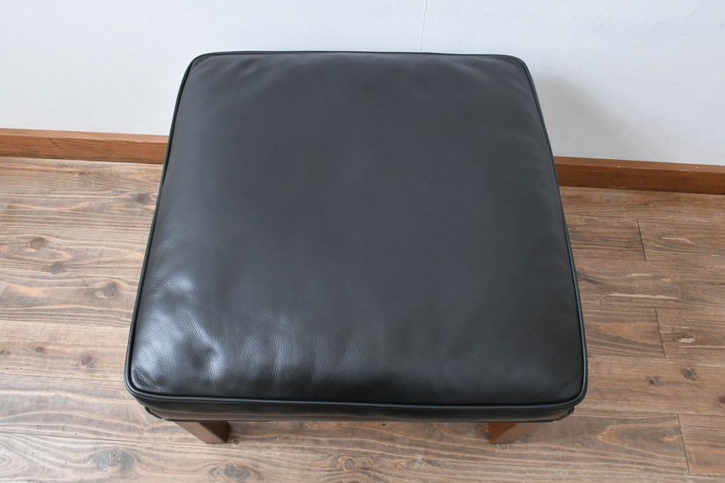 中古　美品　FREDERICIA(フレデリシア)　ボーエ・モーエンセン　シンプルなデザインが使いやすい2202オットマン　定価約42万円　(R-068197)