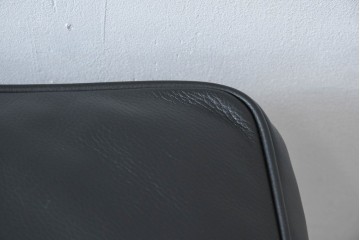 中古　美品　FREDERICIA(フレデリシア)　ボーエ・モーエンセン　シンプルなデザインが使いやすい2202オットマン　定価約42万円　(R-068197)