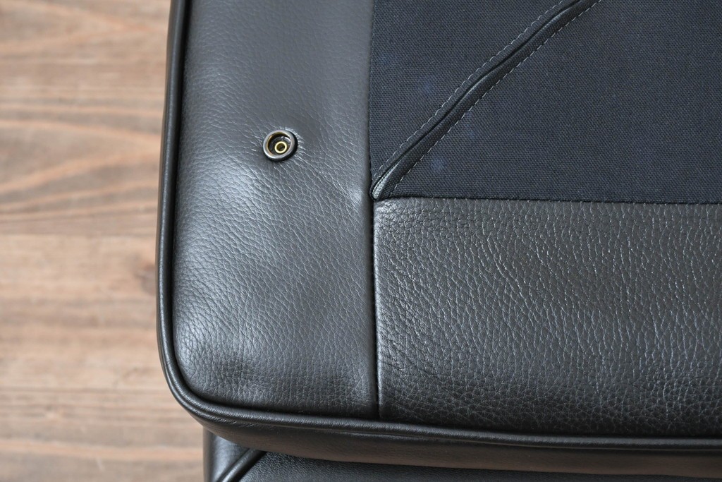 中古　美品　FREDERICIA(フレデリシア)　ボーエ・モーエンセン　シンプルなデザインが使いやすい2202オットマン　定価約42万円　(R-068197)